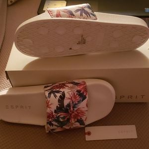 ESPRIT Slide Sandles